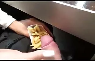 Compilazione di cazzo giovane customers con massaggiatore video porno amatoriale nascosto destra in il massaggio