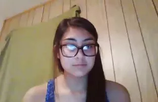 Pornostar solo porno amatoriali in una bella segretaria