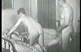 Giovane ragazza video pormo amatoriali L. cums dal suo tocco appassionato