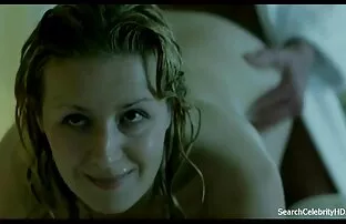 La massaggiatrice assilla un giovane cliente video casting amatoriali e la inganna nel sesso lesbico