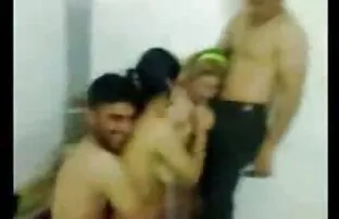 Matura moglie indossa una bella e affascinante marito a solopornoitaliano amatoriale scopare