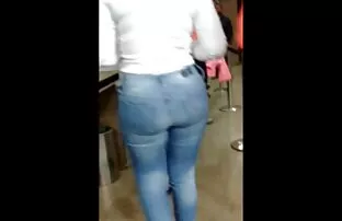 Due donne deliziosi in porno free amatoriali corsetto, calze di nylon di swap cunnilingus nello spogliatoio