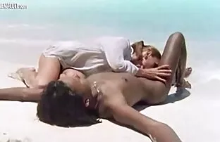 Due migliori amici orgasmo insieme da una macchina del pornografia italiana amatoriale sesso hacked