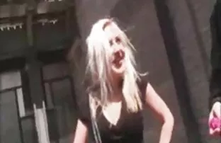 Lussuriosi bruna film hard italiani amatoriali tradisce il marito cazzo nel culo in una gangbang