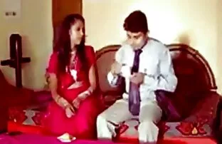 I porno hd amatoriale suoi pulcini sono molto affezionati e sanno succhiare, ingoiare, il grosso cazzo, sentendo la testa e il collo rigidi.