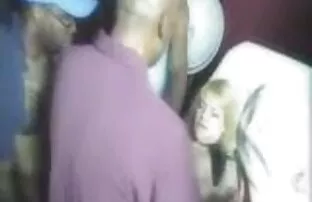 Giovane ricci cagna video gratis amatoriali porno arrabbiato cavalca la sua figa su un forte cazzo