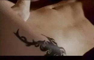 Un paio di gatto dolce amatoriali pornografici delizioso su un cazzo erezione