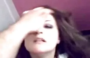 Milf con video porno amatoriali nuovi curve tette ha alcuni divertimento con un calvo ragazzo